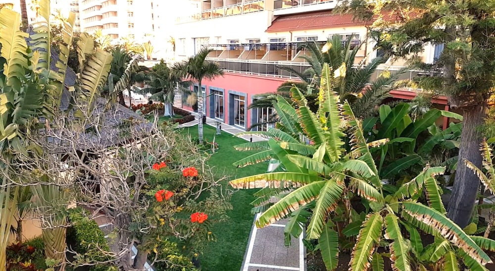 Bahia Principe Explore San Felipe - Hyatt Inclusive Collection — Hotel building in Puerto de la Cruz, Canary Islands