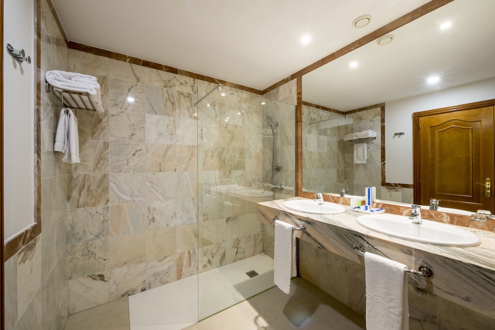 Bahia Principe Explore San Felipe - Hyatt Inclusive Collection — Hotel rooms in Puerto de la Cruz, Canary Islands