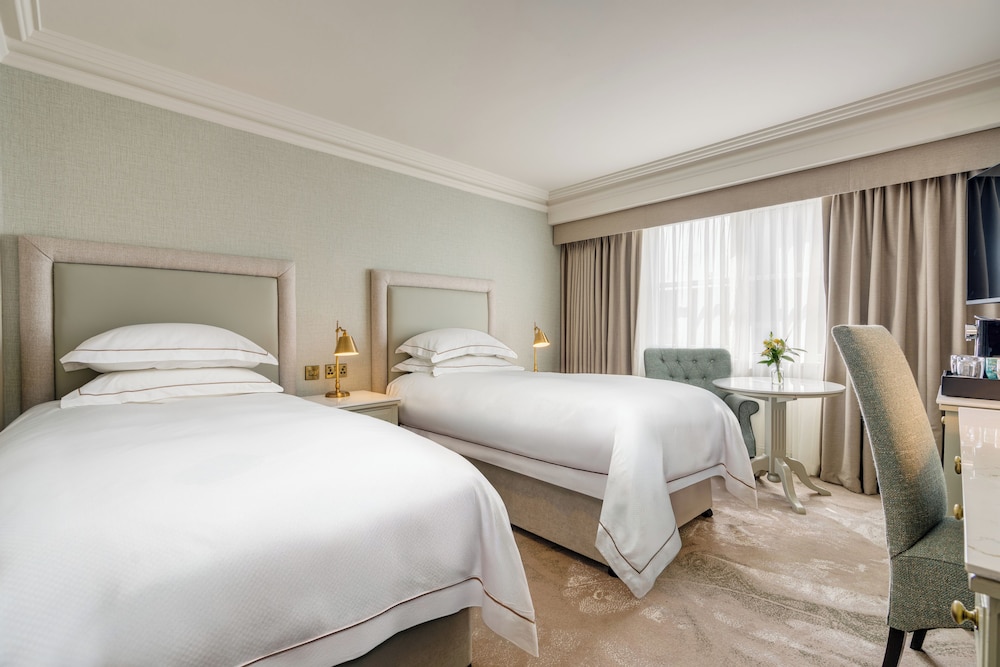 Brooks Hotel — Hotel rooms in Dublin, Dublin City
