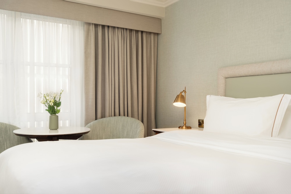 Brooks Hotel — Hotel rooms in Dublin, Dublin City