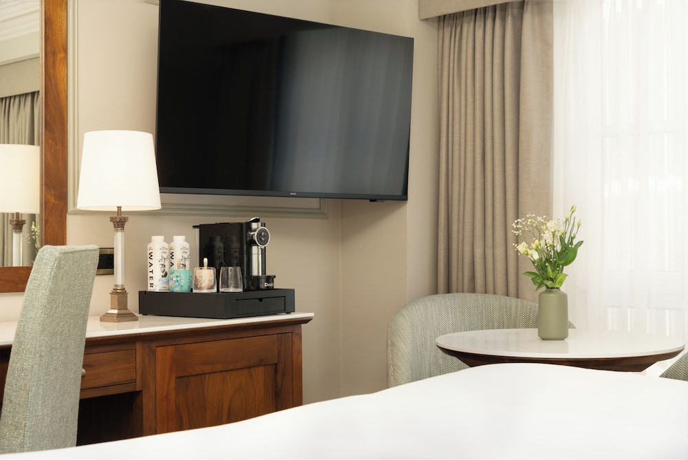 Brooks Hotel — Hotel rooms in Dublin, Dublin City