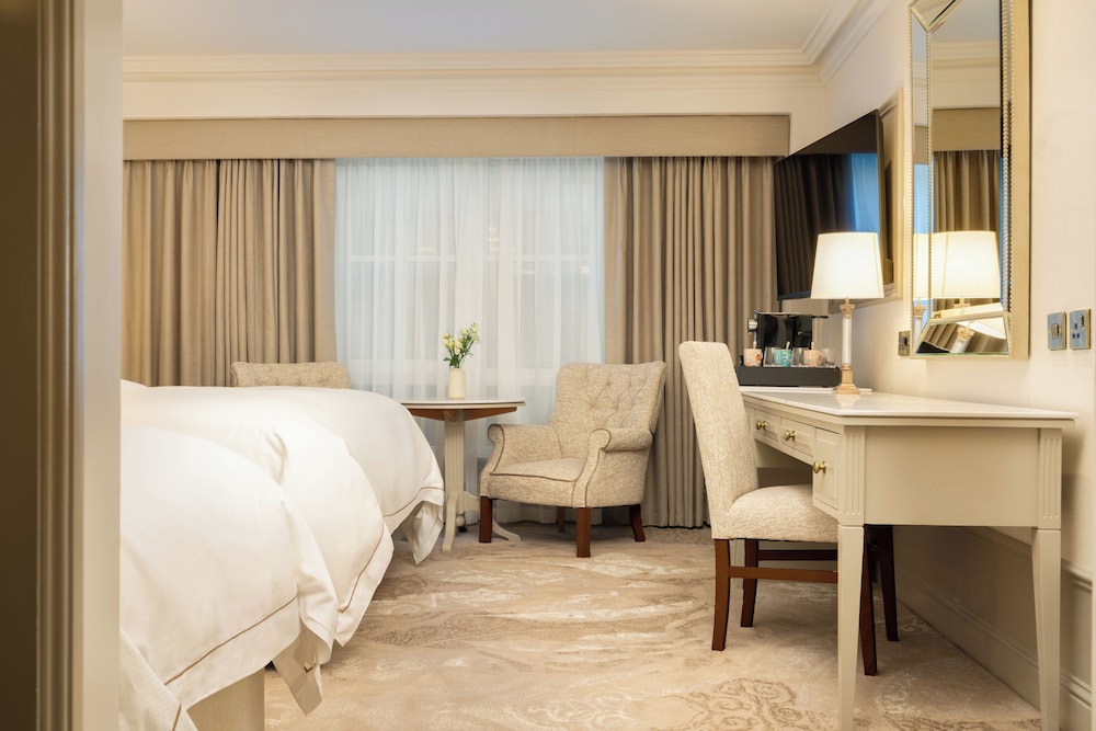 Brooks Hotel — Hotel rooms in Dublin, Dublin City