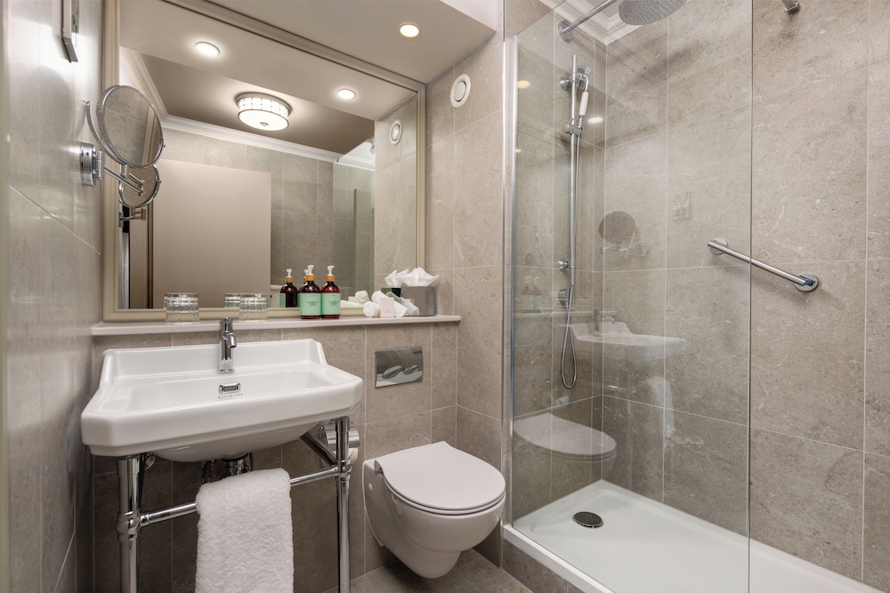 Brooks Hotel — Hotel rooms in Dublin, Dublin City