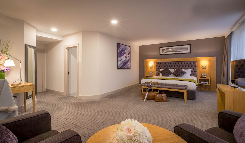 Clayton Hotel Burlington Road — Hotel rooms in Dublin, Dublin City