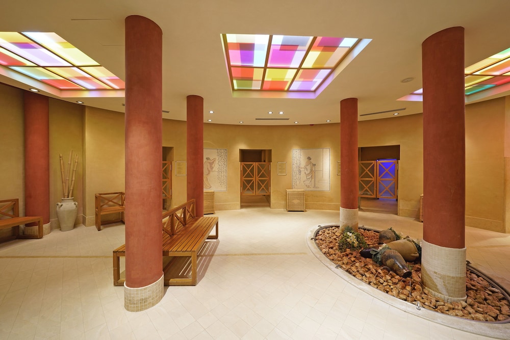 Hotel Caesius Thermae & Spa Resort — Spa in Bardolino, Veneto