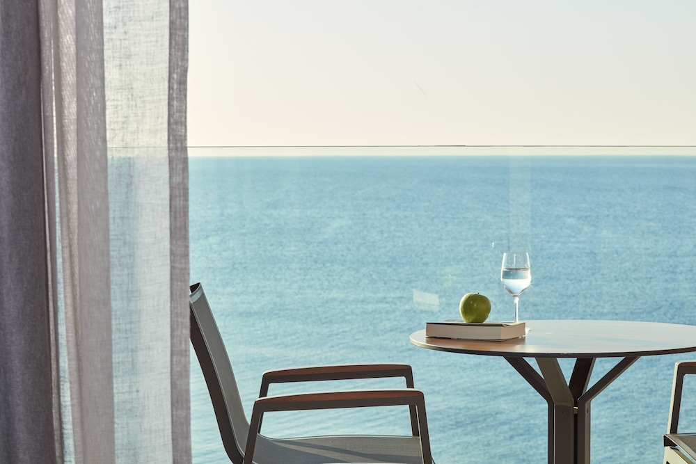 Amada Colossos Resort — Hotel rooms in Faliraki, South Aegean