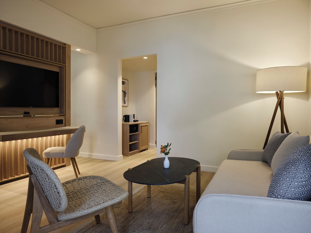 Atlantica Ocean Beach Resort - All inclusive — Hotel rooms in Platanias