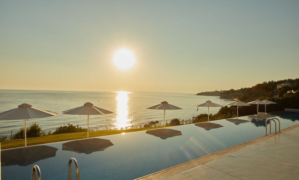 AluaSoul Zakynthos- Adults Only - All Inclusive - Hyatt Inclusive Collection — Swimming pool in Tsilivi, Ionian Islands