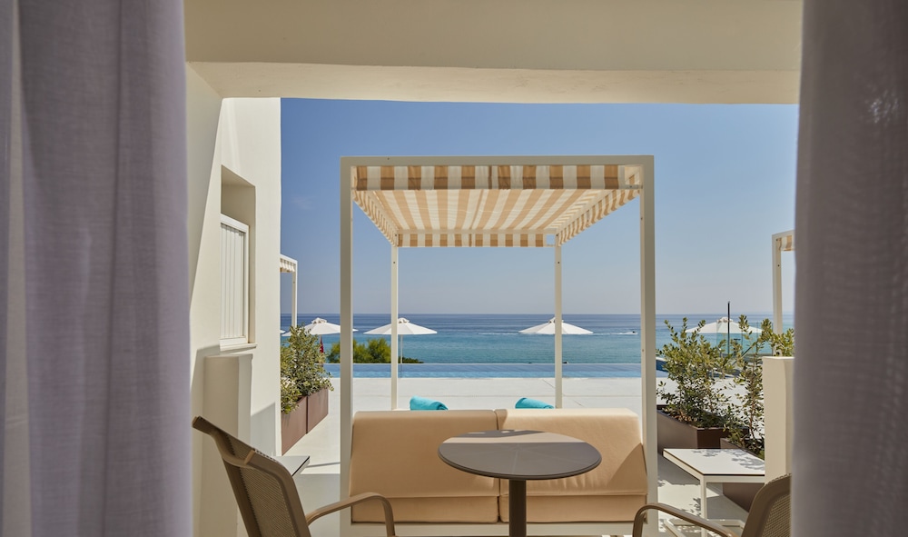 AluaSoul Zakynthos- Adults Only - All Inclusive - Hyatt Inclusive Collection — Beach in Tsilivi, Ionian Islands