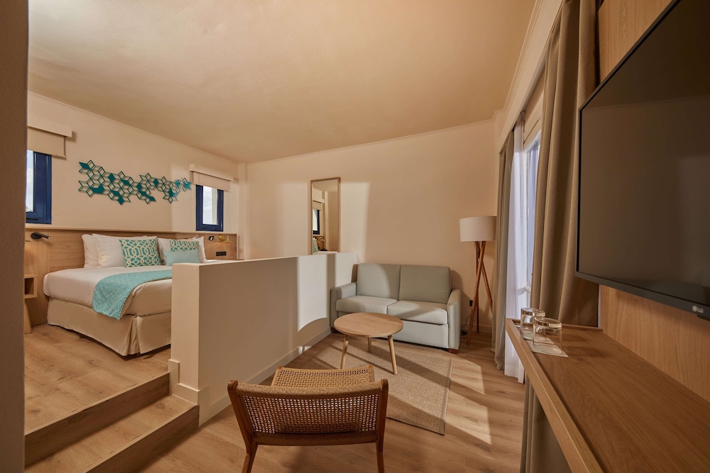 AluaSoul Zakynthos- Adults Only - All Inclusive - Hyatt Inclusive Collection — Hotel rooms in Tsilivi, Ionian Islands