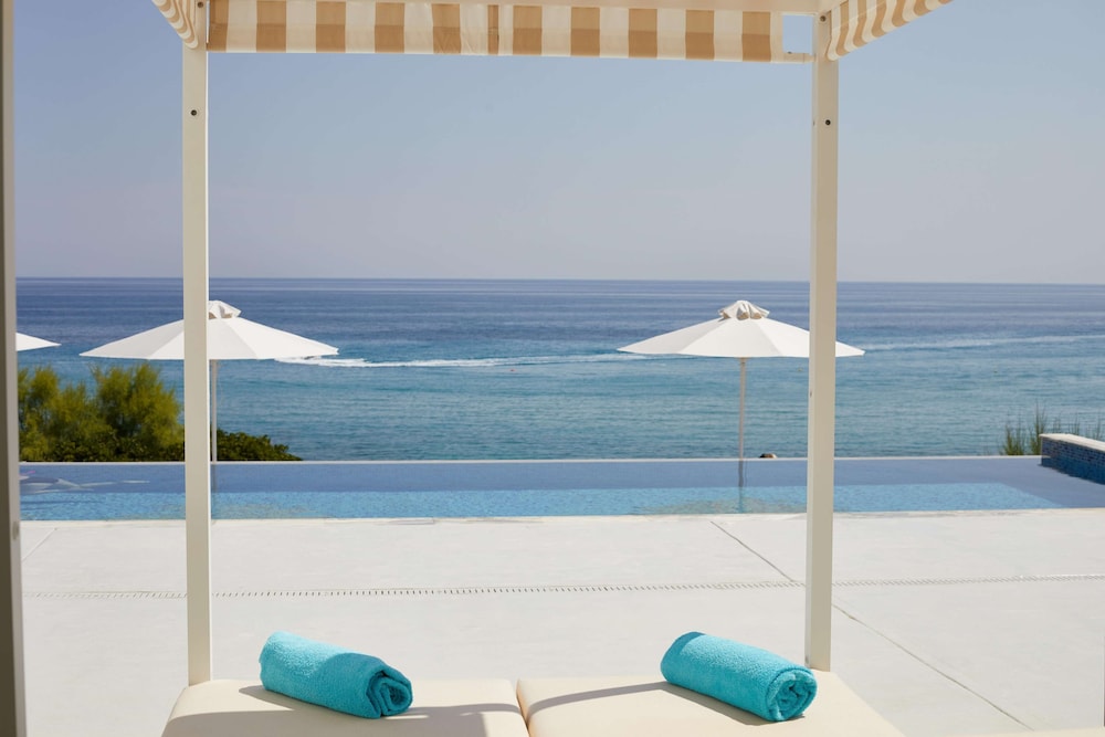 AluaSoul Zakynthos- Adults Only - All Inclusive - Hyatt Inclusive Collection — Swimming pool in Tsilivi, Ionian Islands