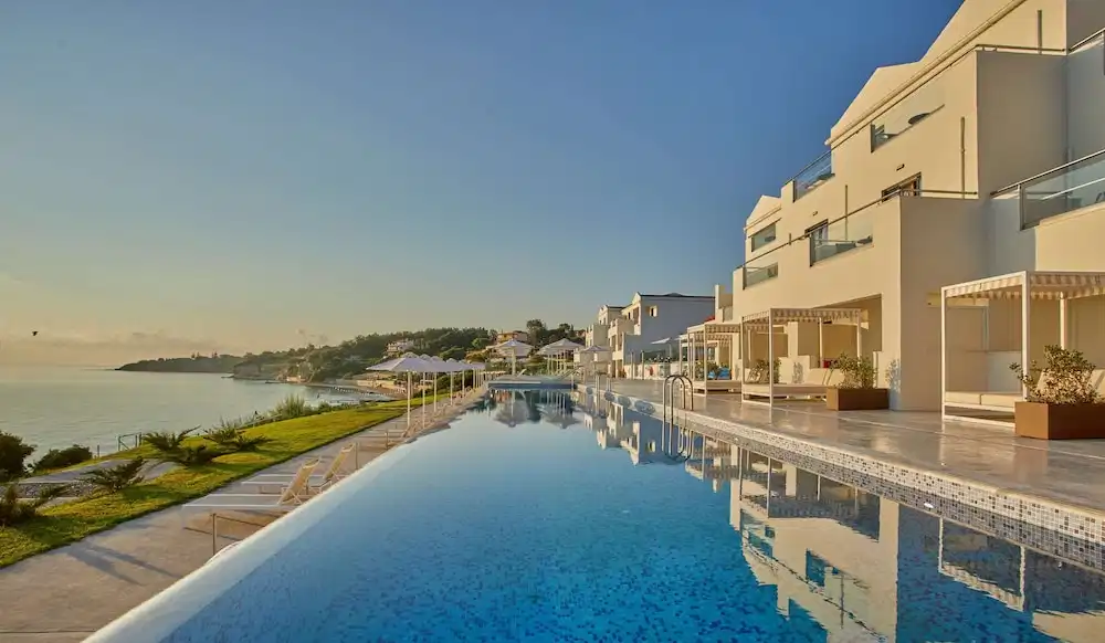 AluaSoul Zakynthos- Adults Only - All Inclusive - Hyatt Inclusive Collection — Swimming pool in Tsilivi, Ionian Islands
