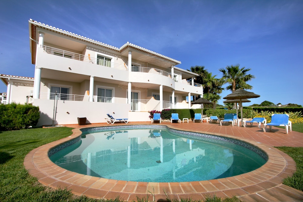 Hotel Clube Porto Mos — Swimming pool in Lagos, Faro