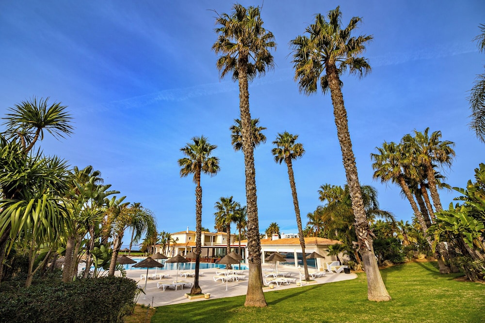 Hotel Clube Porto Mos — Swimming pool in Lagos, Faro