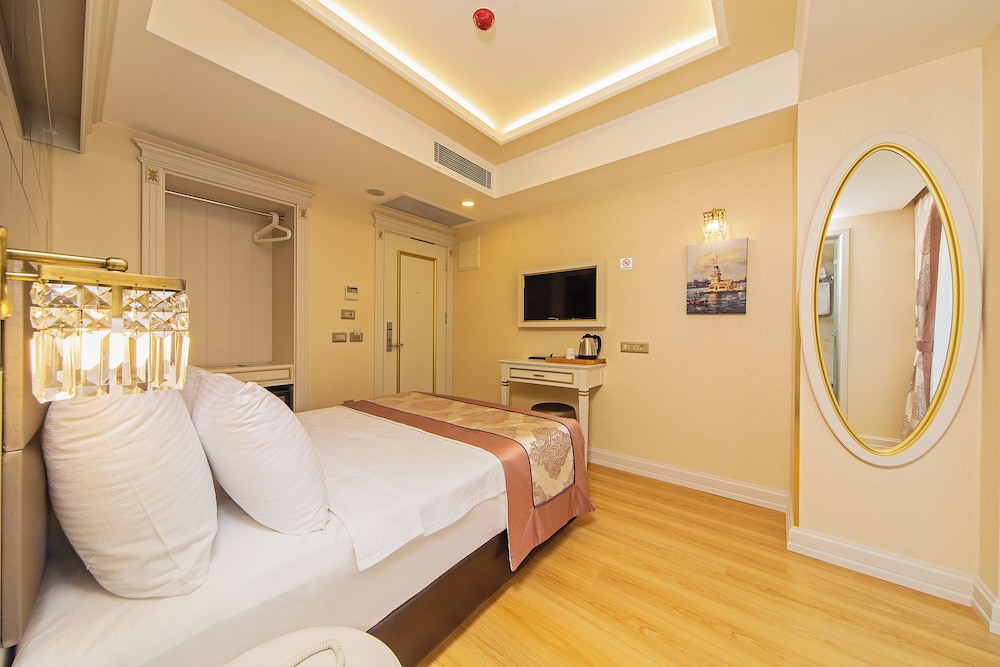 Grand Naki Hotel — Hotel rooms in Istanbul, Istanbul
