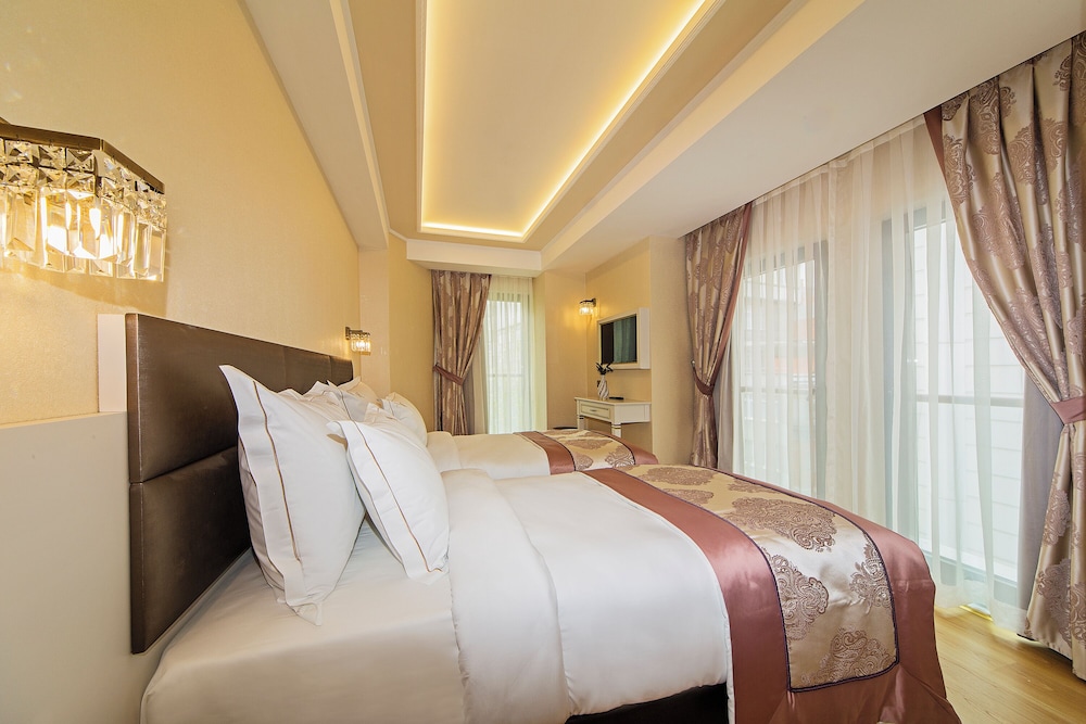 Grand Naki Hotel — Hotel rooms in Istanbul, Istanbul