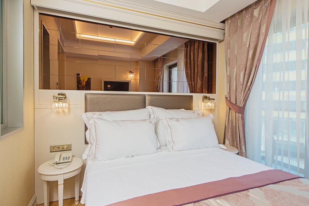 Grand Naki Hotel — Hotel rooms in Istanbul, Istanbul