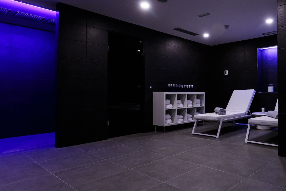 Seven Hotel & Wellness - Caters to Gay Men — Spa in Maspalomas, Canary Islands