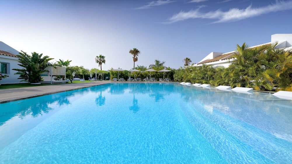 Seven Hotel & Wellness - Caters to Gay Men