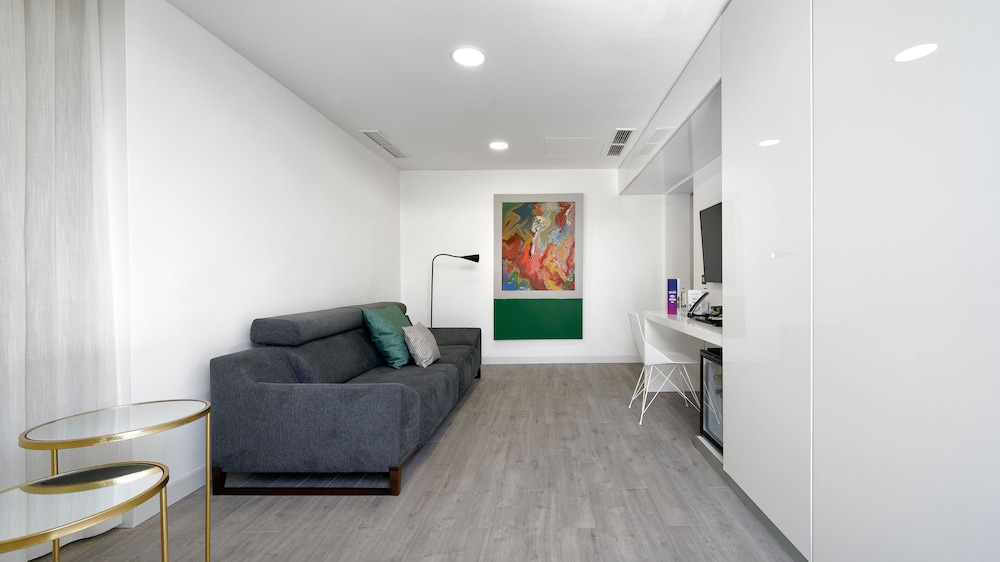 Seven Hotel & Wellness - Caters to Gay Men — Hotel rooms in Maspalomas, Canary Islands