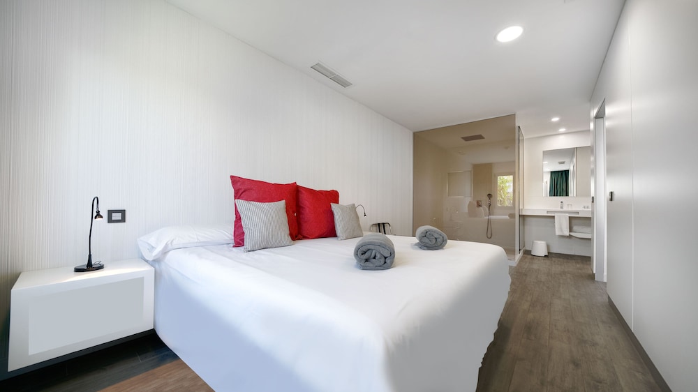 Seven Hotel & Wellness - Caters to Gay Men — Hotel rooms in Maspalomas, Canary Islands