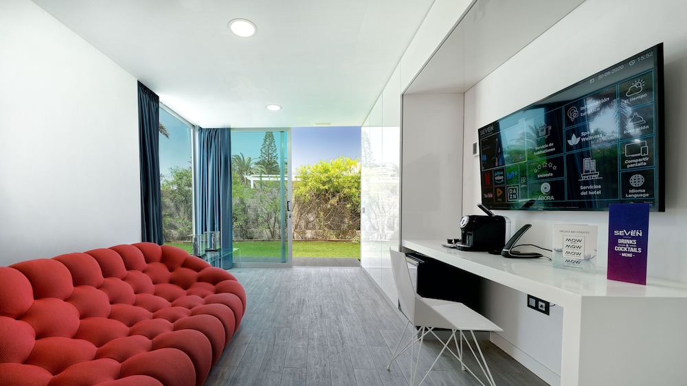 Seven Hotel & Wellness - Caters to Gay Men — Hotel rooms in Maspalomas, Canary Islands