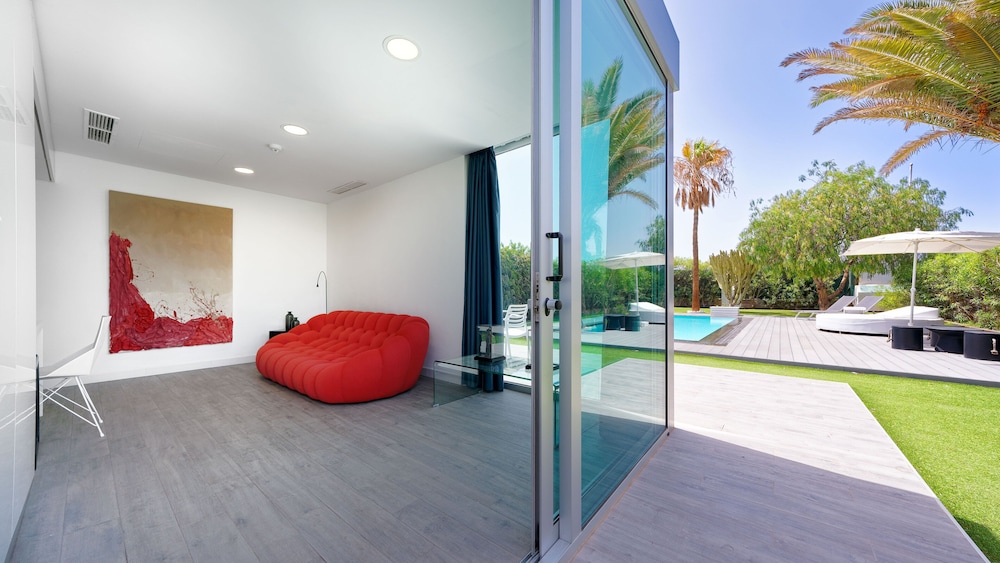 Seven Hotel & Wellness - Caters to Gay Men — Hotel rooms in Maspalomas, Canary Islands