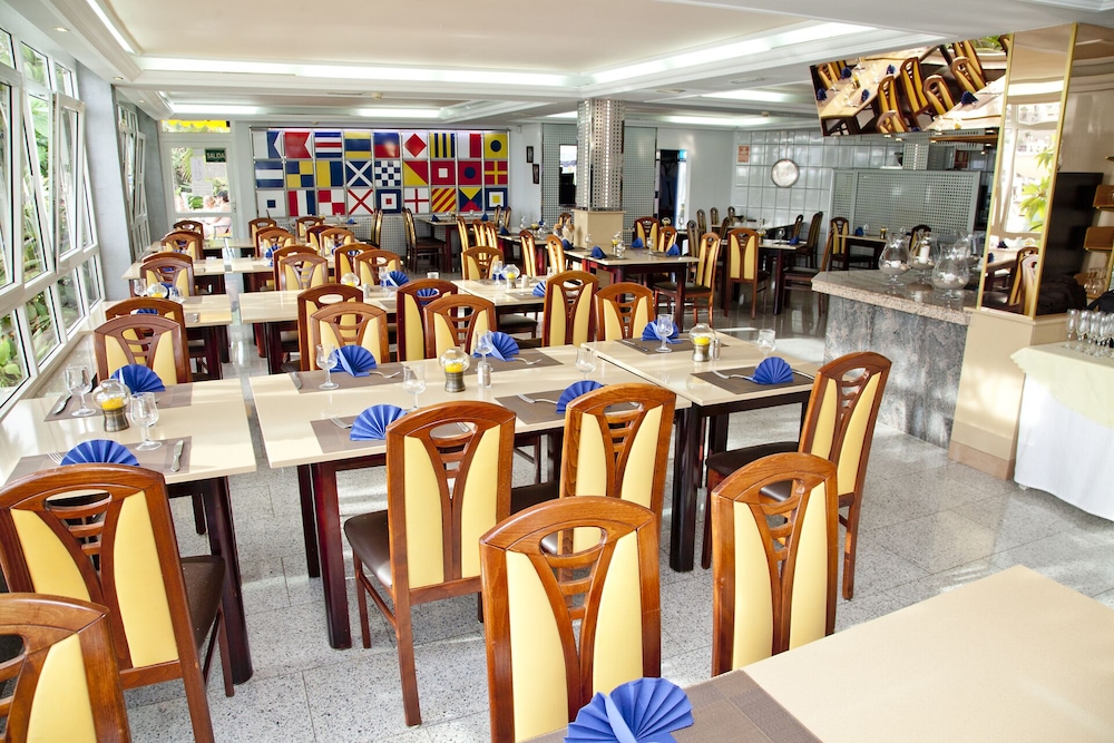 Apartamentos Curasol — Restaurant in Puerto Rico, Canary Islands
