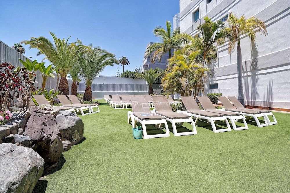 Akeah Broncemar — Sports & recreation in Playa del Ingles, Canary Islands