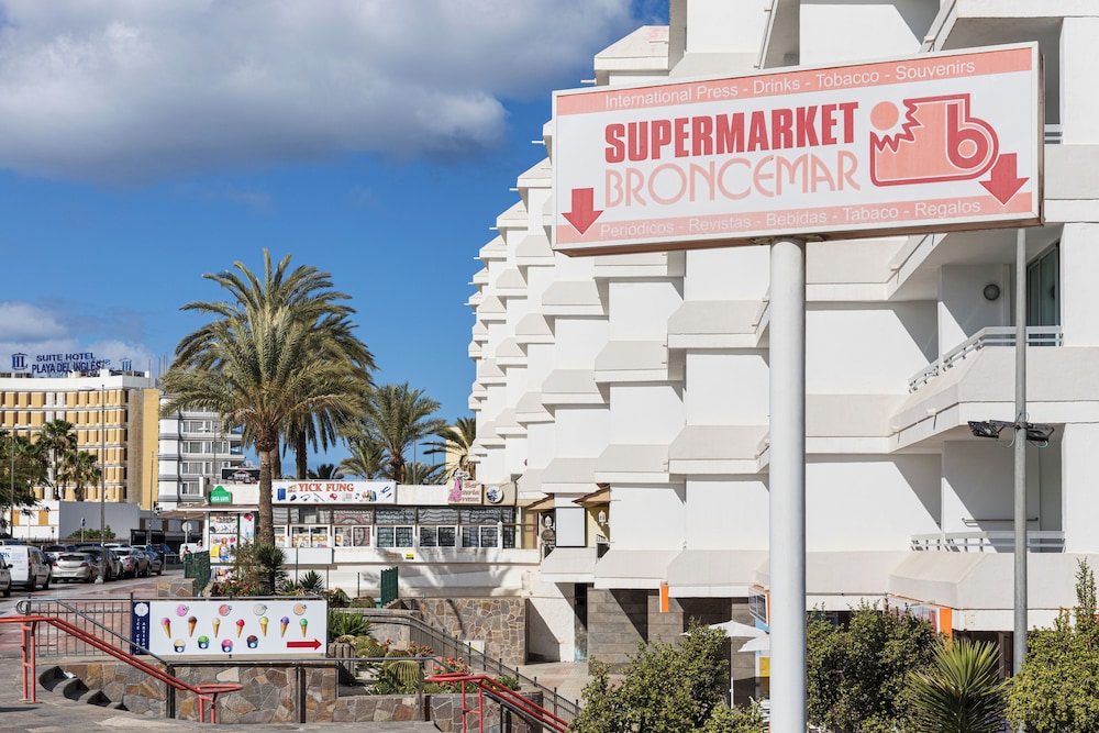 Akeah Broncemar — Attractions in the area in Playa del Ingles, Canary Islands