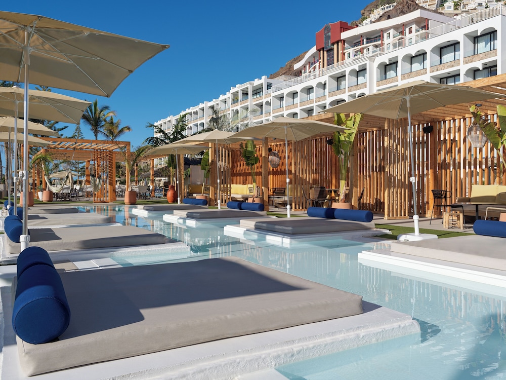 H10 Costa Mogán — Beach in Puerto Rico, Canary Islands