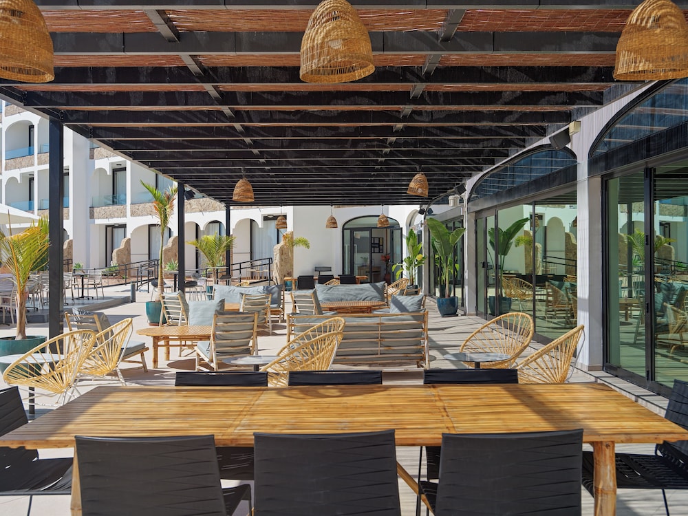 H10 Costa Mogán — Restaurant & bars in Puerto Rico, Canary Islands