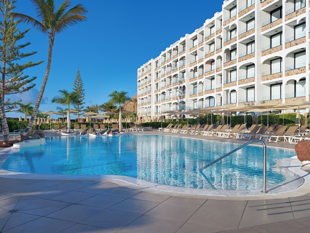 H10 Costa Mogán — Hotel building in Puerto Rico, Canary Islands