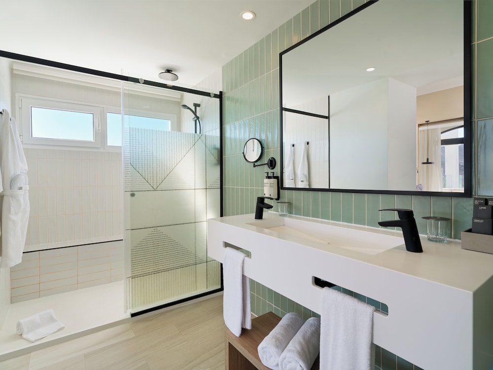 H10 Costa Mogán — Hotel rooms in Puerto Rico, Canary Islands