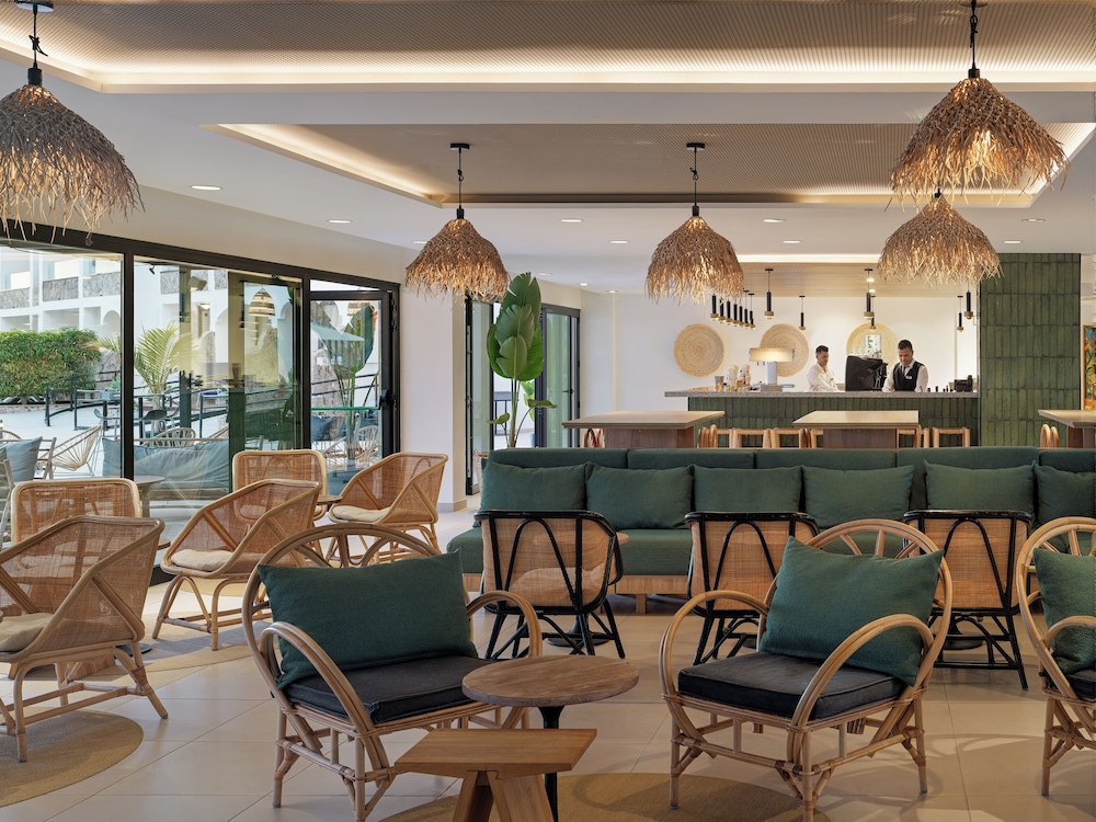 H10 Costa Mogán — Restaurant & bars in Puerto Rico, Canary Islands