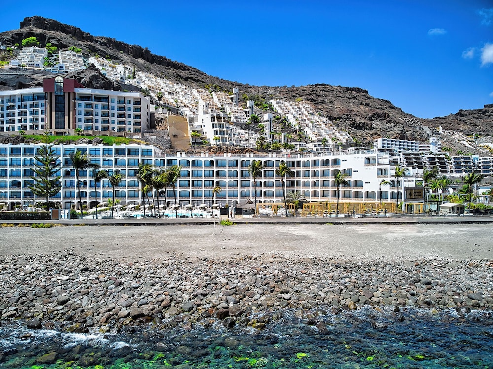 H10 Costa Mogán — Beach in Puerto Rico, Canary Islands