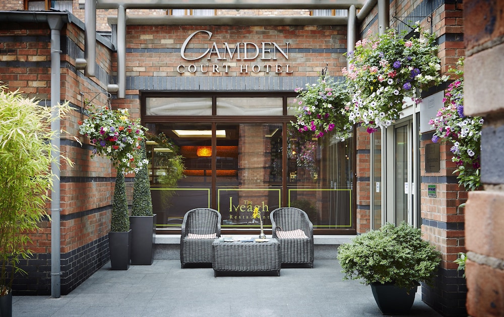 Camden Court Hotel — Main photo in Dublin, Dublin City