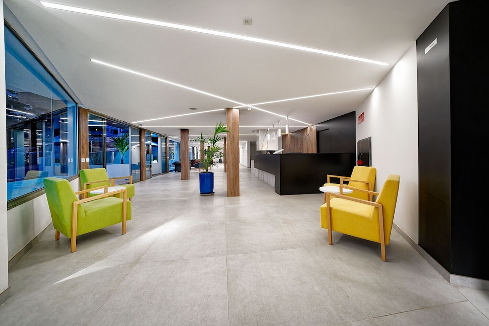 Apartamentos Rio Piedras — Hotel building in Puerto Rico, Canary Islands