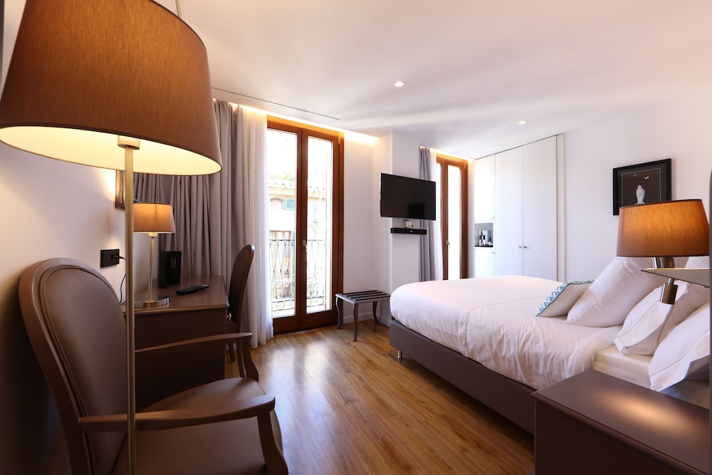 BO Hotel — Hotel rooms in Palma de Mallorca, Balearic Islands