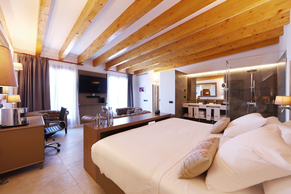 BO Hotel — Hotel rooms in Palma de Mallorca, Balearic Islands