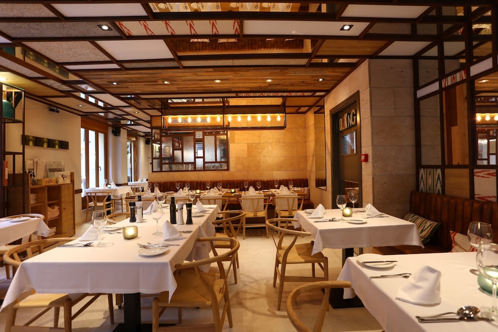 BO Hotel — Restaurant & bars in Palma de Mallorca, Balearic Islands