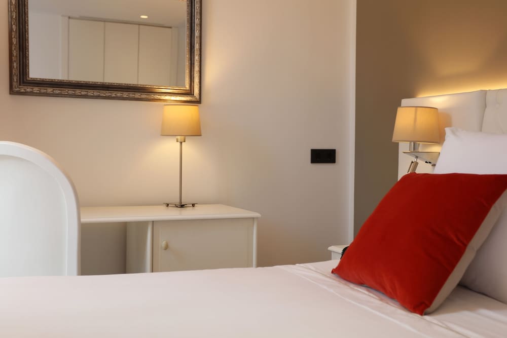 BO Hotel — Hotel rooms in Palma de Mallorca, Balearic Islands