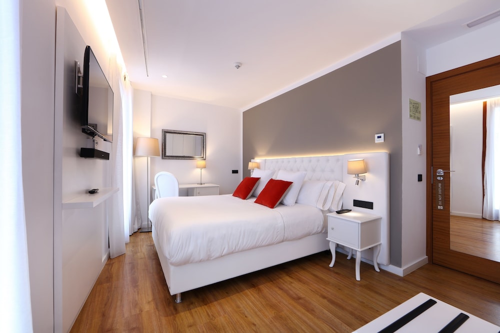 BO Hotel — Hotel rooms in Palma de Mallorca, Balearic Islands