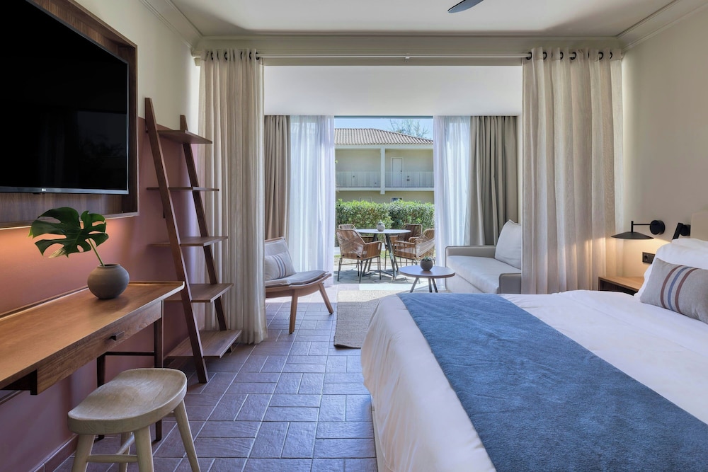 Domes Aulūs Zante - All Inclusive - Autograph Collection — Hotel rooms in Laganas, Ionian Islands