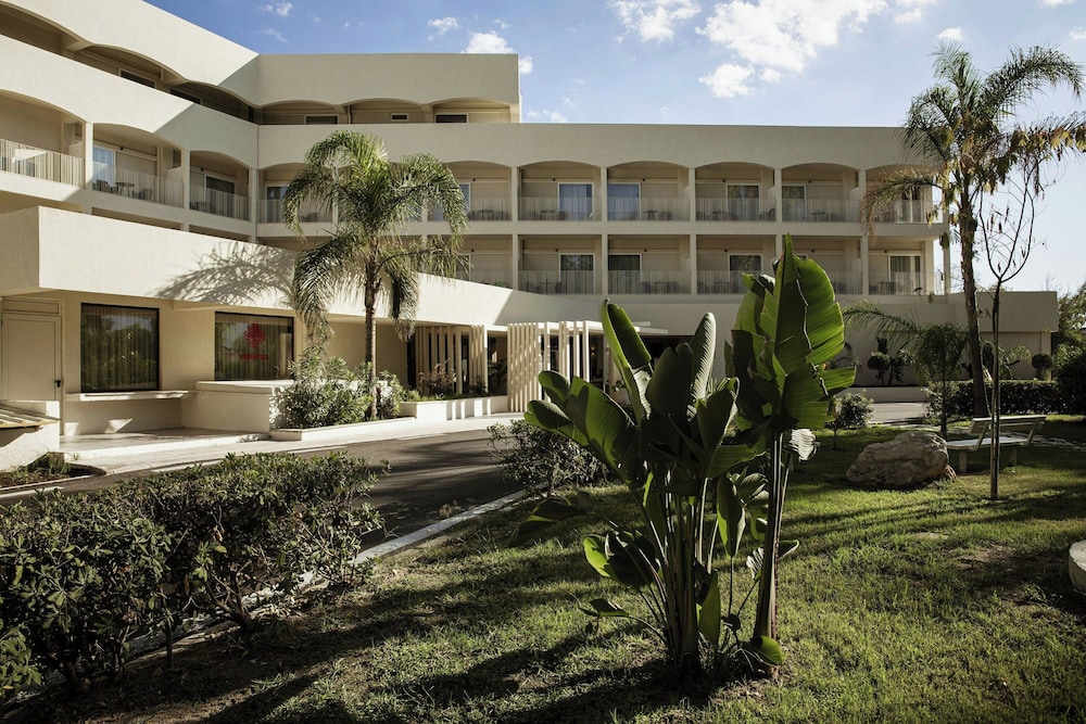 Domes Aulūs Zante - All Inclusive - Autograph Collection — Hotel building in Laganas, Ionian Islands