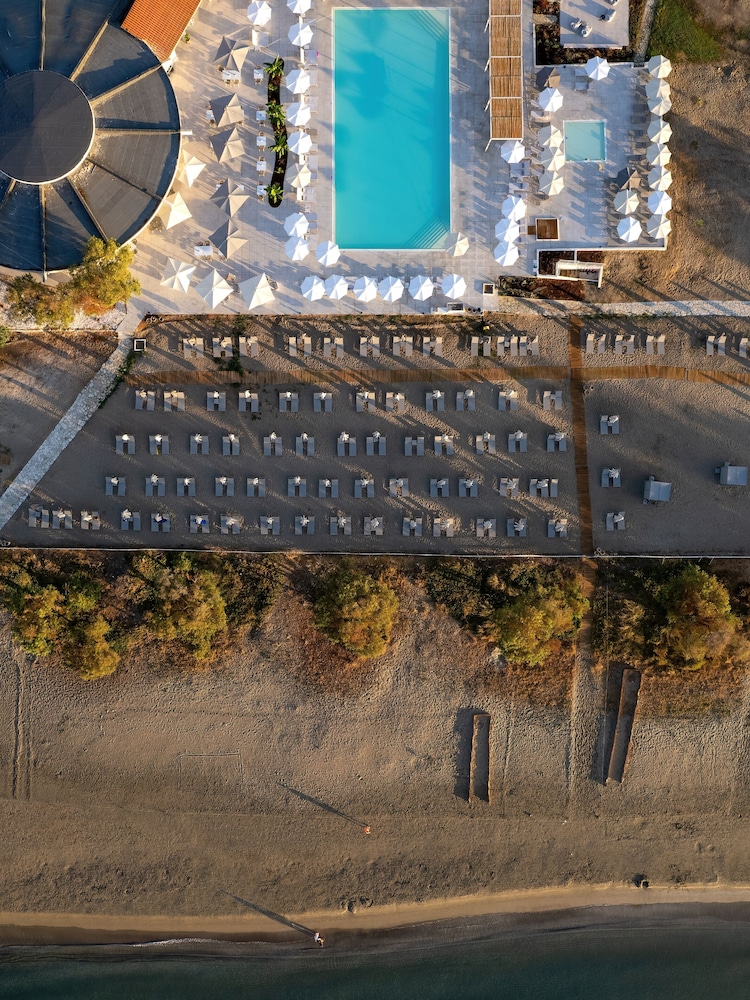 Domes Aulūs Zante - All Inclusive - Autograph Collection — Beach in Laganas, Ionian Islands