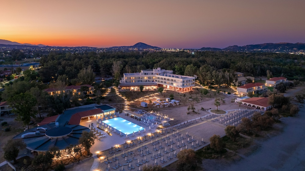 Domes Aulūs Zante - All Inclusive - Autograph Collection — Hotel building in Laganas, Ionian Islands