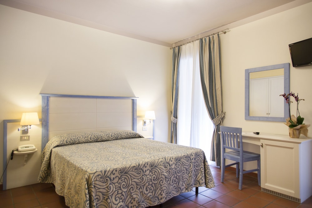Blu Hotel Laconia Village — Hotel rooms in Arzachena, Sardinia