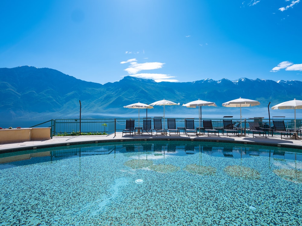 Hotel Cristina — Swimming pool in Limone sul Garda, Lombardy