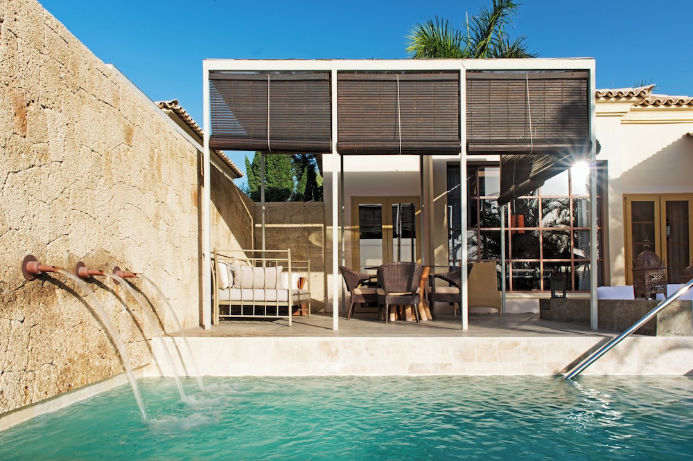 The Villas at Bahia del Duque — Swimming pool in Costa Adeje, Canary Islands
